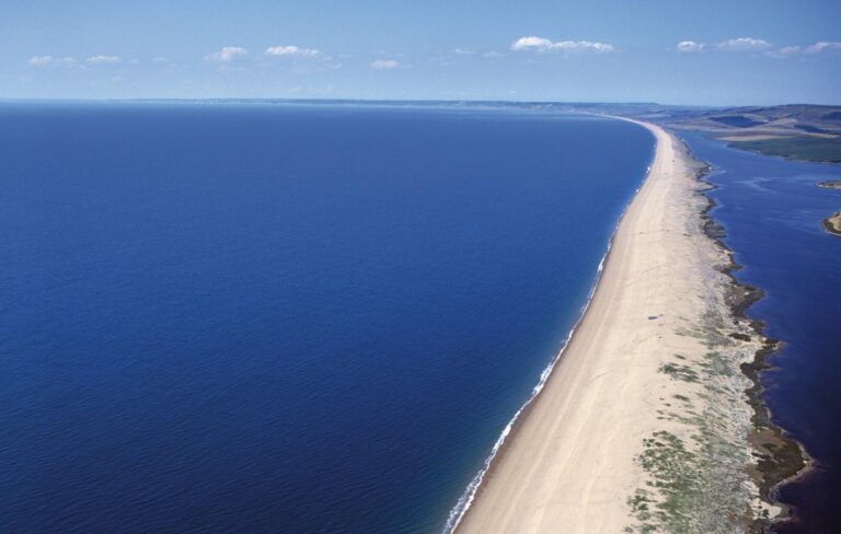 Chesil Beach 768x488