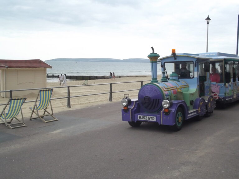 Dorset Beach Train 768x576