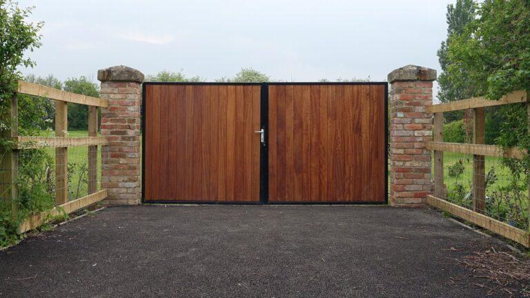 elegant joinery bespoke gates 768x432